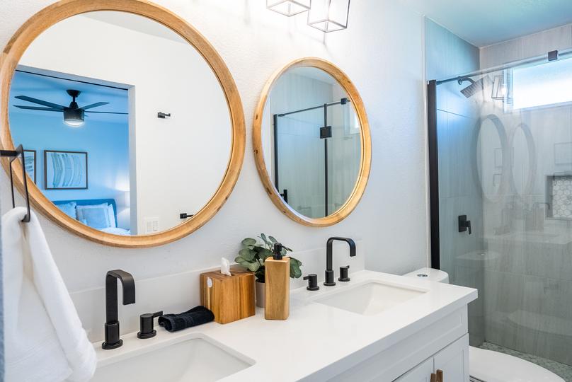 Find the best Bathroom Remodeling companies on Remodelyng.com