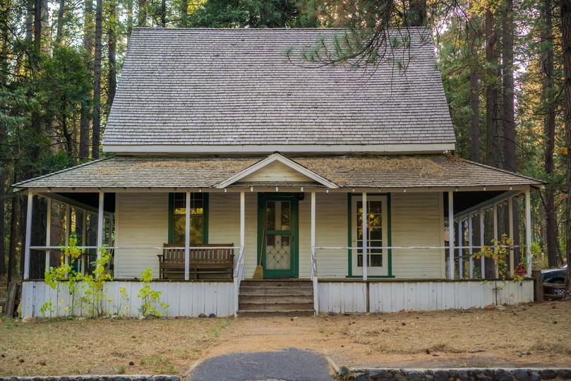 {Elegant|Beautiful|Stunning} historic home renovation