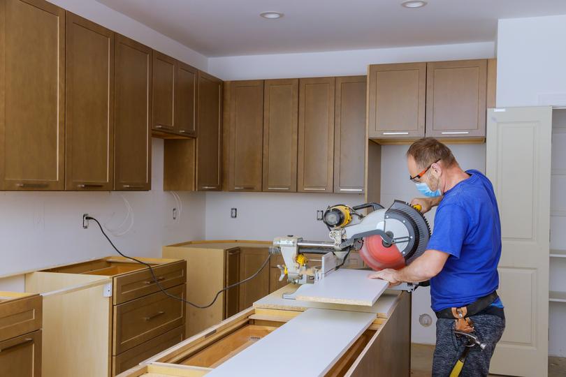 Find the best Remodeling companies on Remodelyng.com for your custom carpentry and built-ins