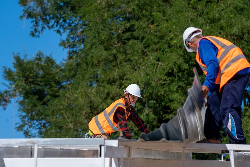 Expert Roof Replacement and Repair Services - Remodelyng.com