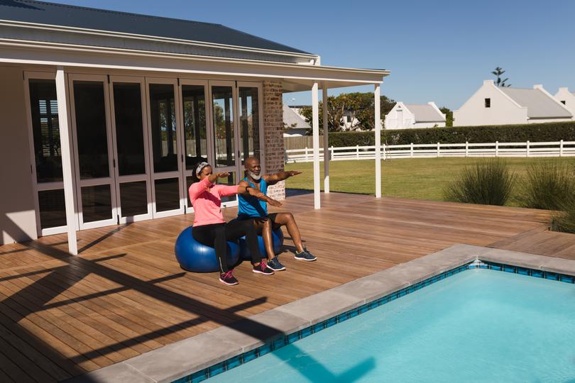 Custom Pool House Designs to Transform Your Outdoor Space
